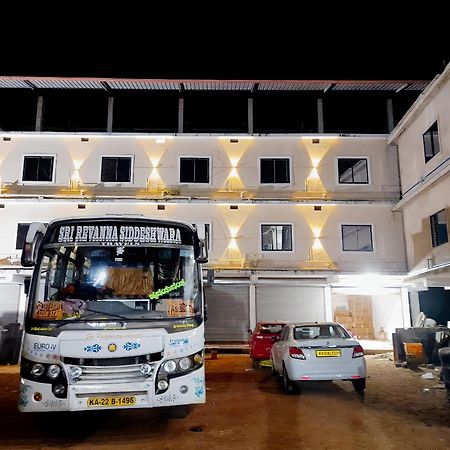 Kamath Inn Māvalli Zewnętrze zdjęcie