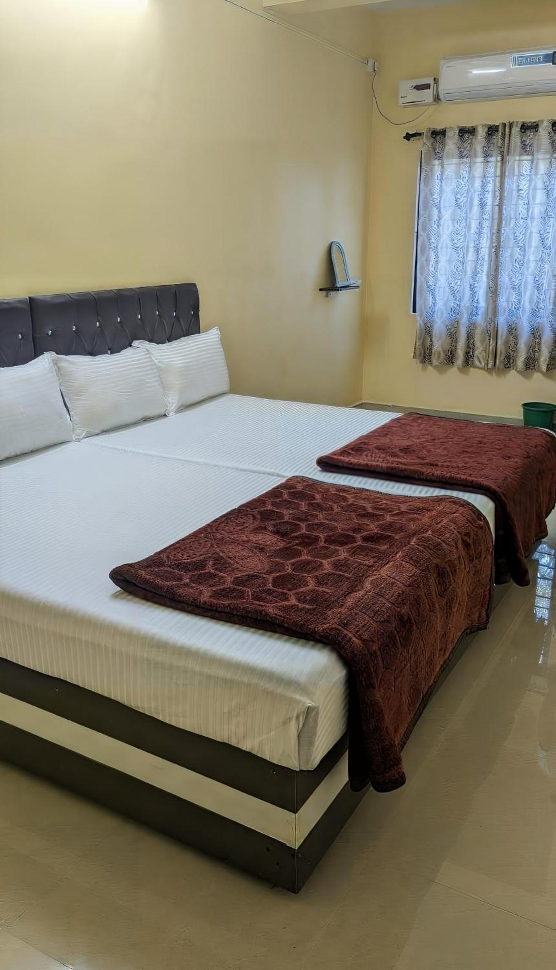 Kamath Inn Māvalli Zewnętrze zdjęcie
